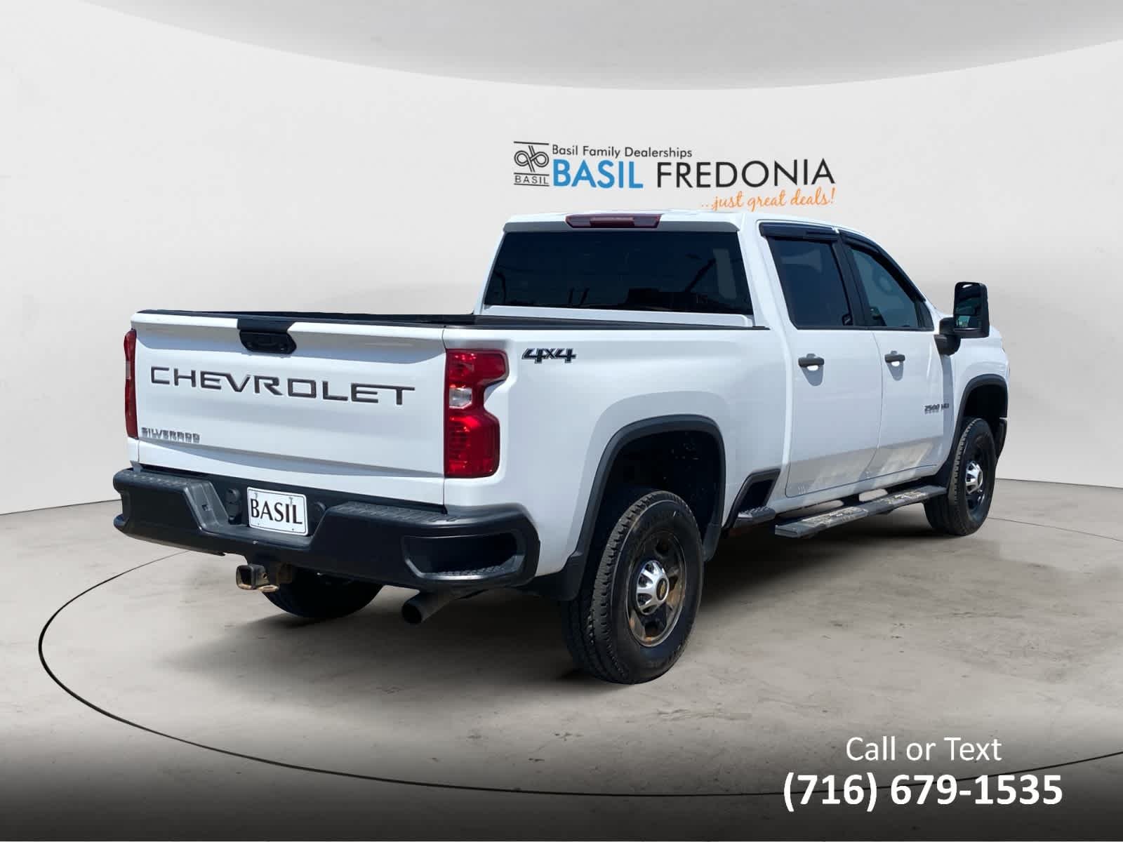 Used 2020 Summit White Chevrolet Work Truck image 9