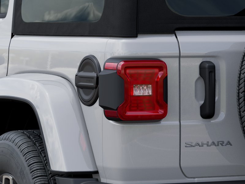 New 2025 Bright White Clear-Coat Exterior Paint Jeep Sahara image 28