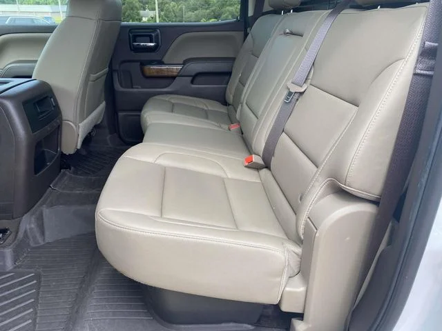 Used 2018 White GMC SLT image 10