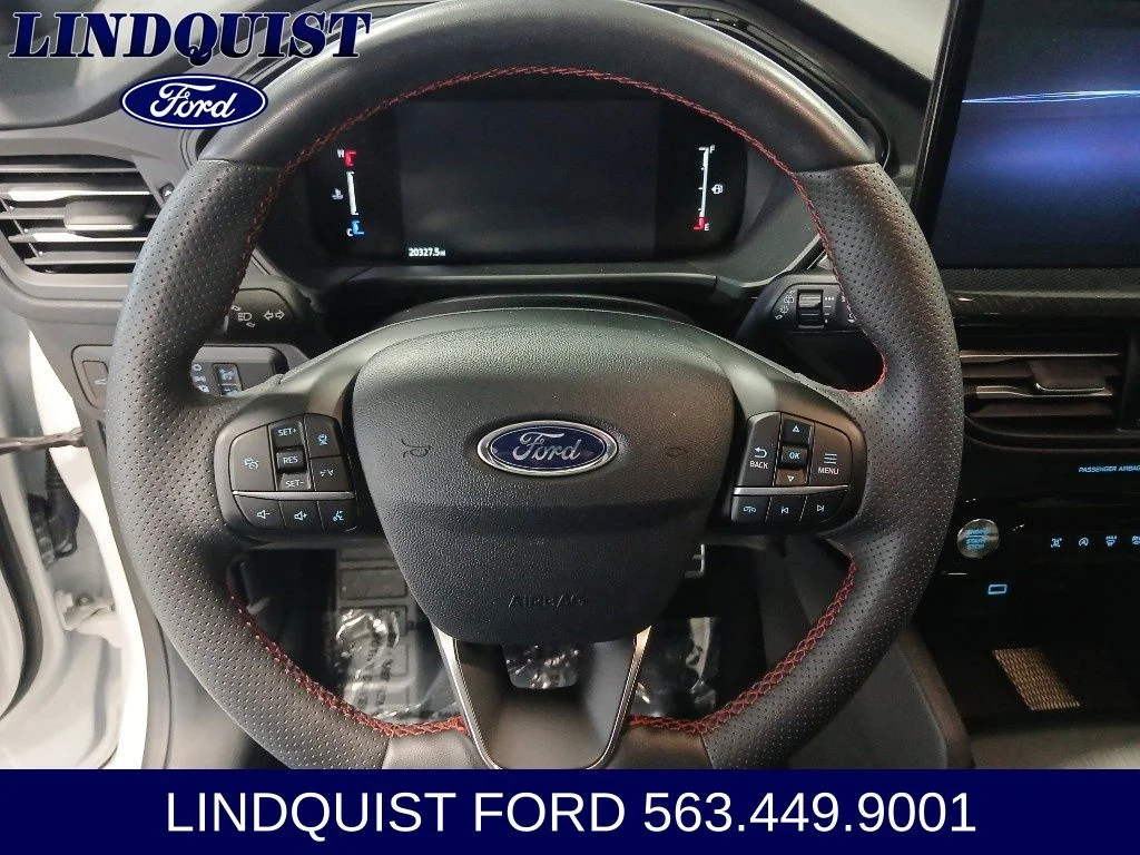 Used 2023 White Metallic Ford ST-Line image 13