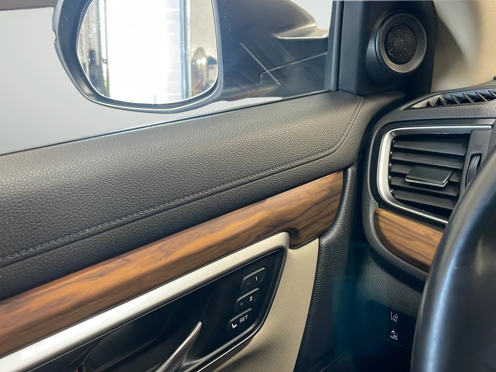 Used 2019  Honda EX-L image 31