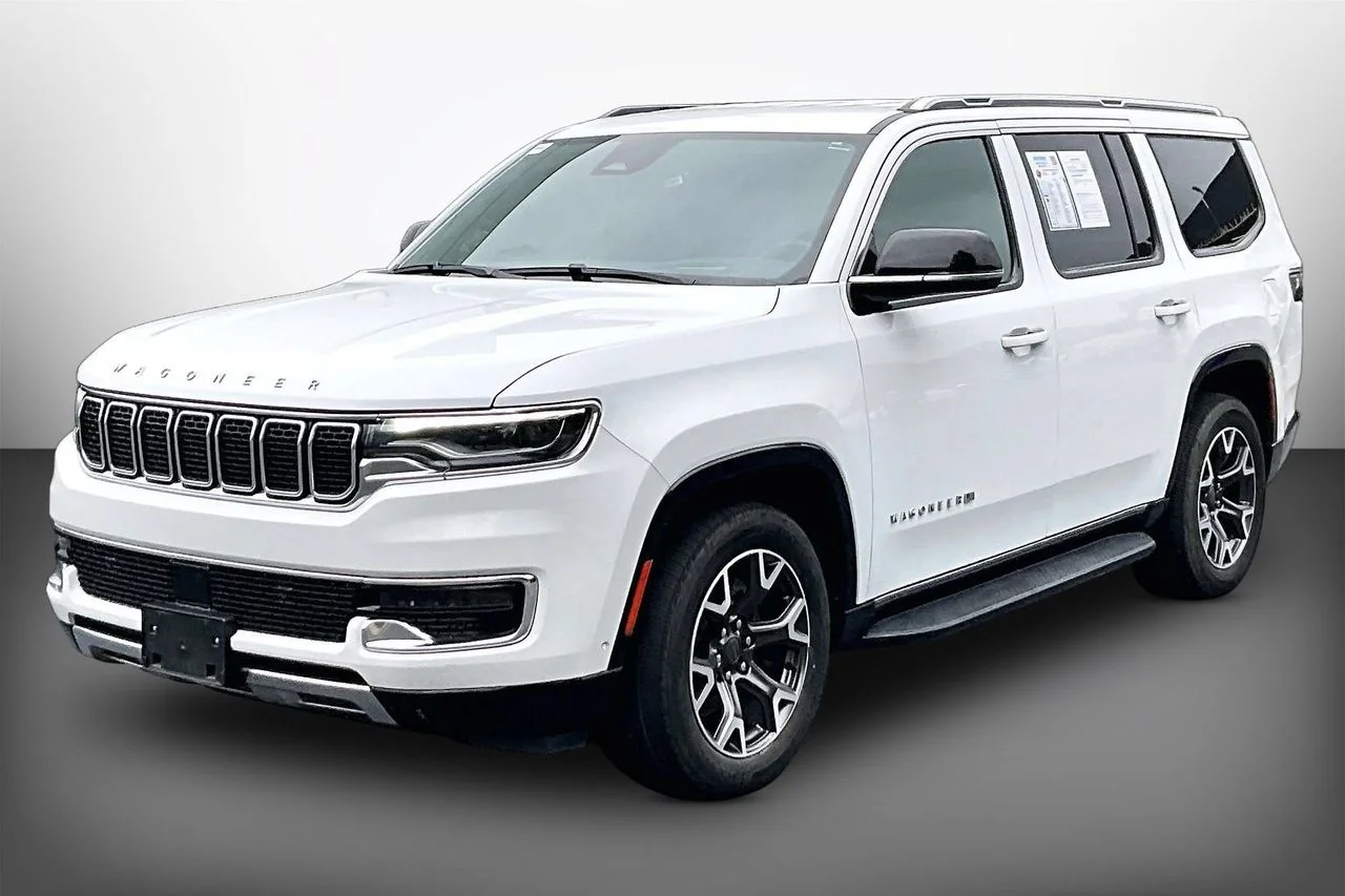 Certified Used 2024 White Jeep Series III image 4