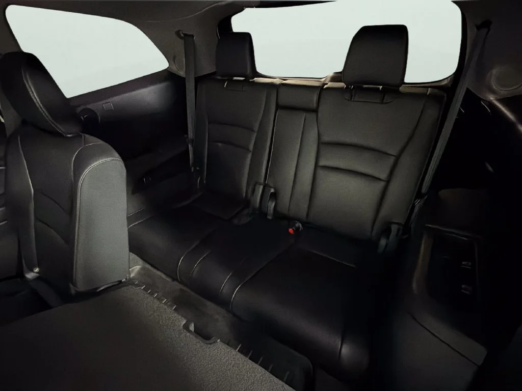Used 2018 White Honda Touring image 30
