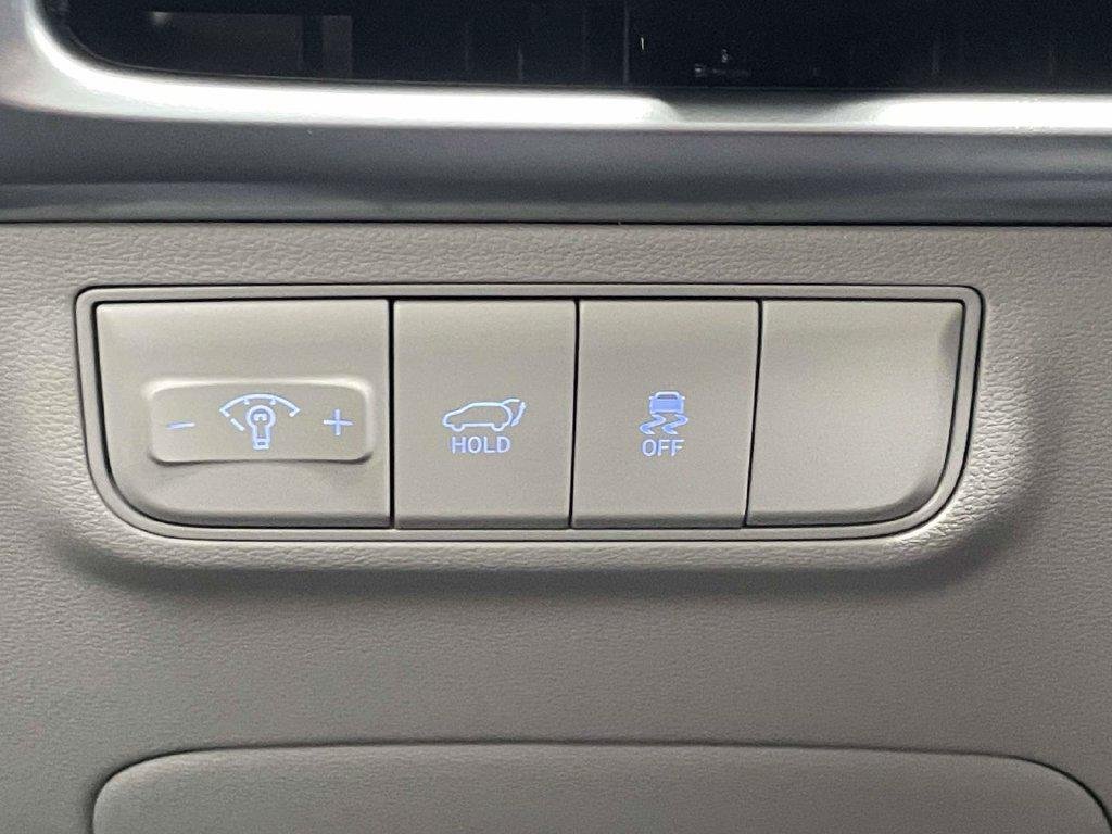 New 2026 Black Hyundai SEL Plus AWD image 18