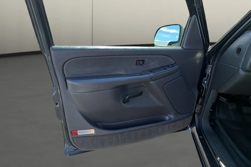 Used 2003 Gray Chevrolet LS image 13