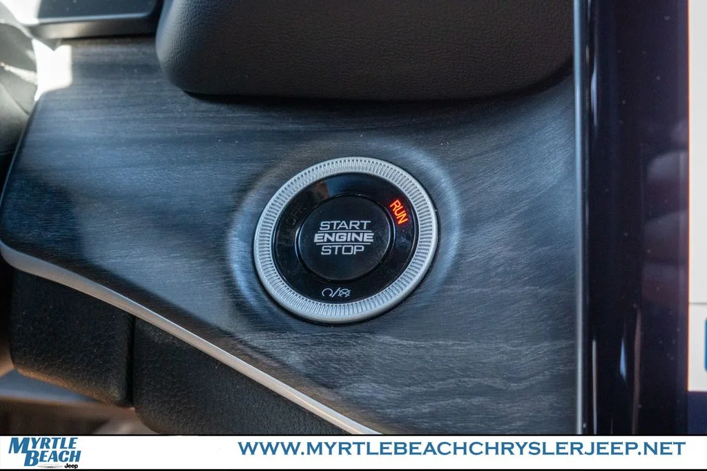 Certified Used 2025 Silver Zynith Jeep Limited image 30