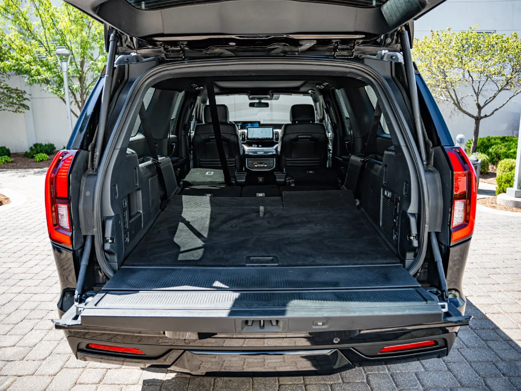 Used 2025 Black Ford Platinum image 43
