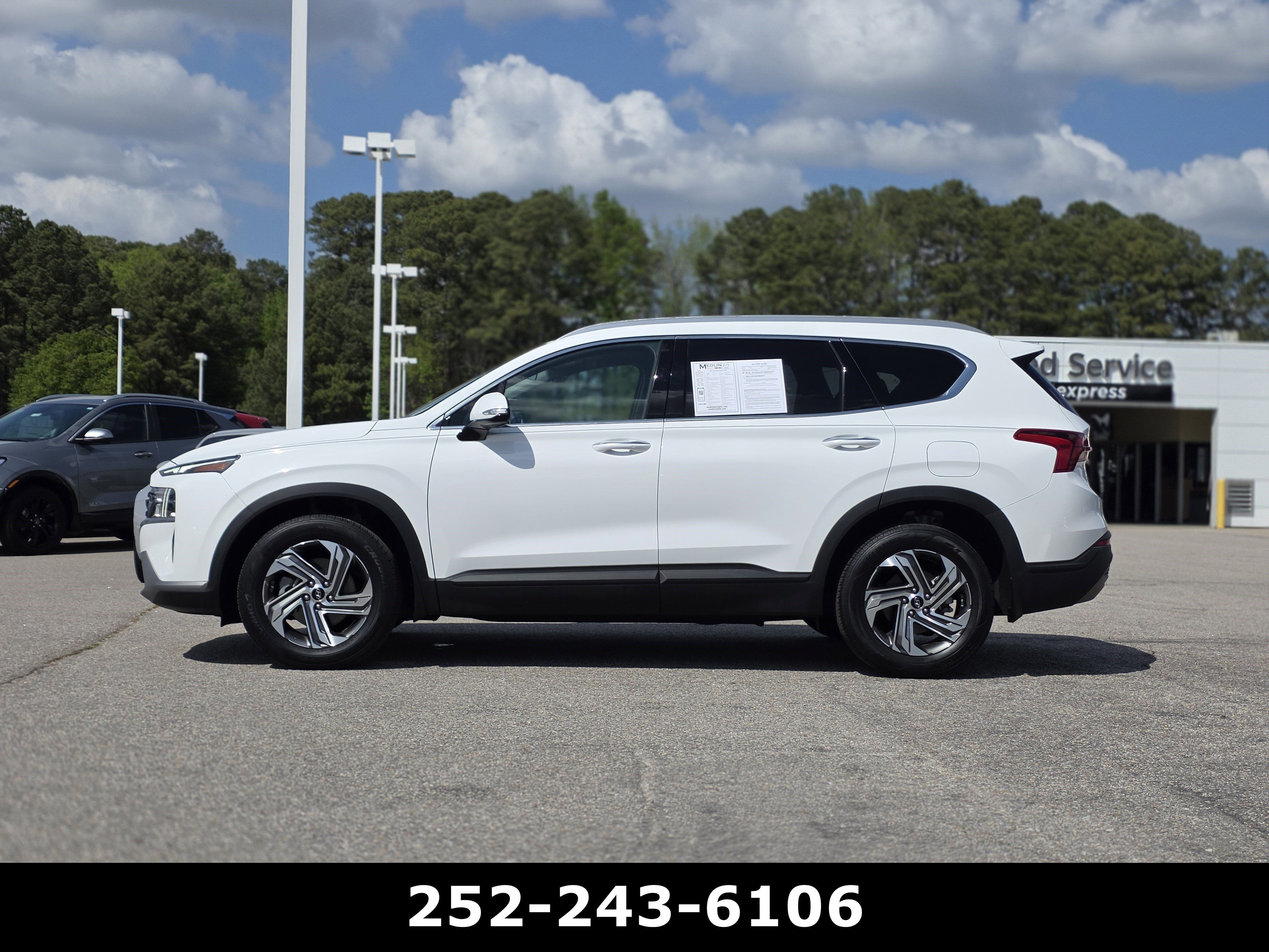Used 2023 Serenity White Pearl Hyundai SEL image 4