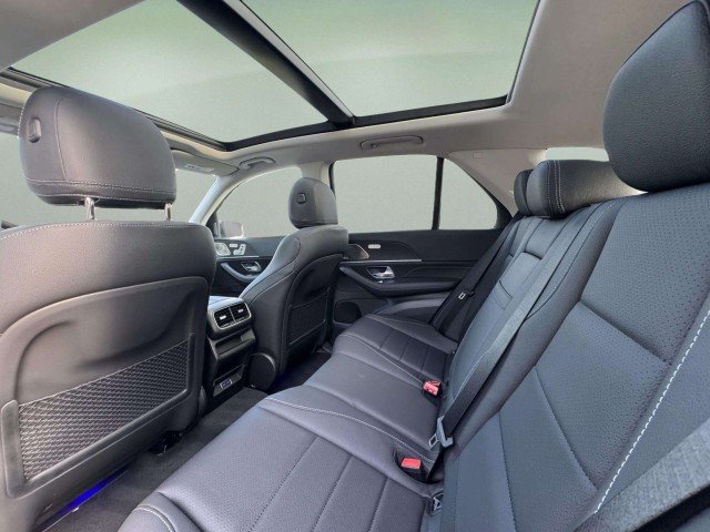 2026 Mercedes-Benz GLE GLE450 - Photo 18