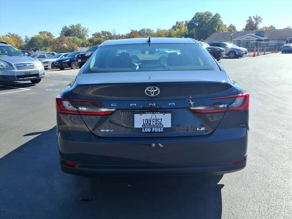 2026 Toyota Camry LE - Photo 19