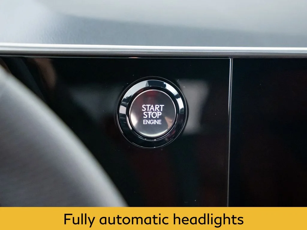 Used 2024 Silver Lexus 350 F SPORT Handling image 23