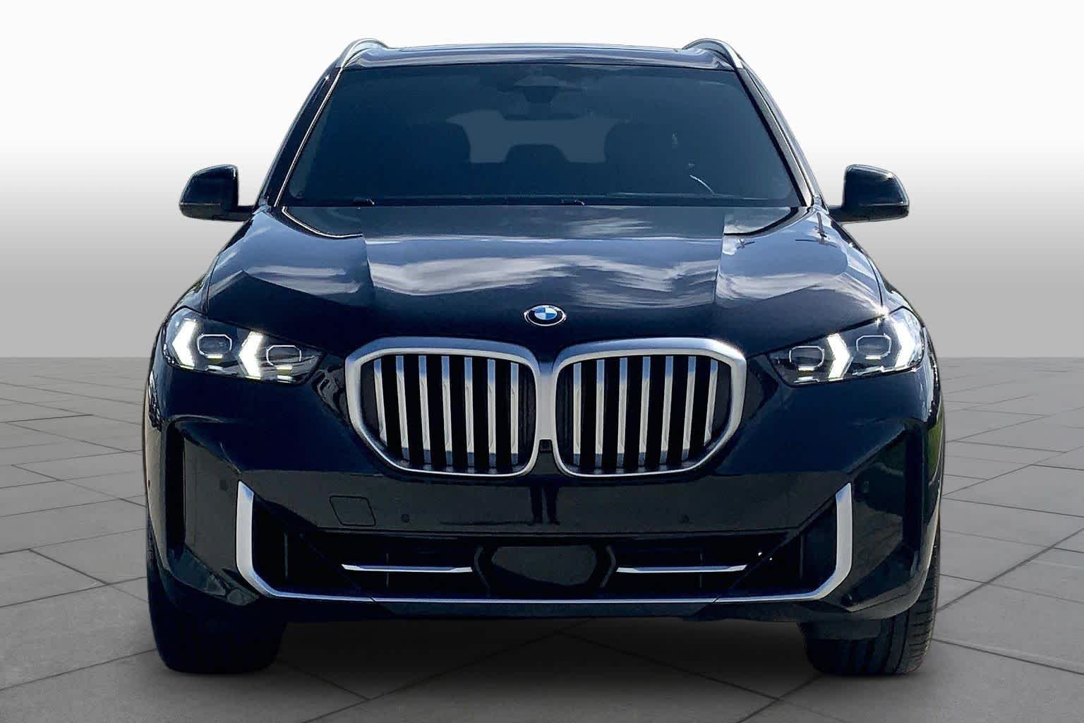 Used 2024 Black Sapphire Metallic BMW xDrive40i image 3