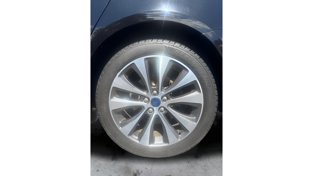 Used 2019 Black Ford SE image 20