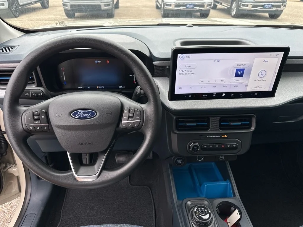 New 2025 Desert Sand Ford XLT image 3