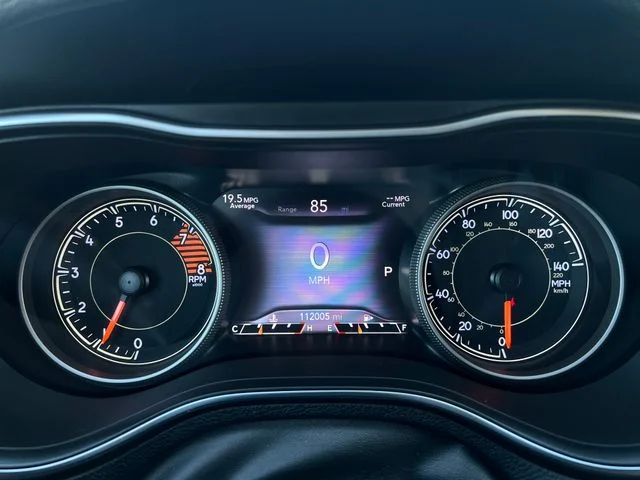 Used 2019 Gray Jeep Limited image 23