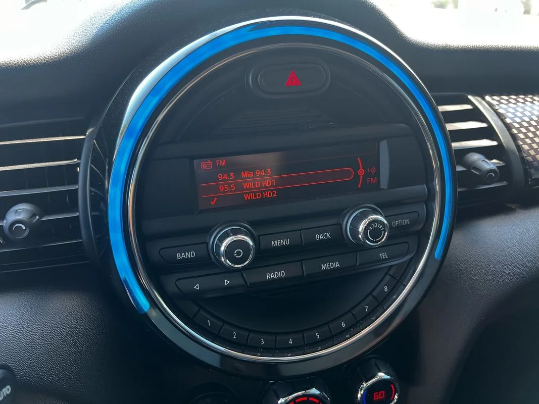 Used 2015  MINI Cooper S image 13