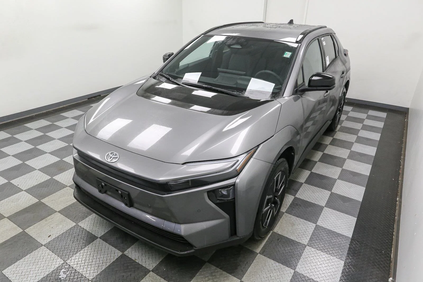 New 2026 Heavy Metal [extra_cost_color] Toyota XLE image 6