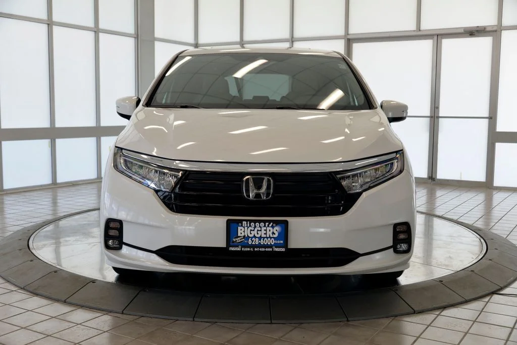 Used 2023 White Honda EX-L image 3