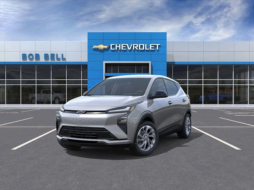 2027 Chevrolet Bolt LT - Photo 8