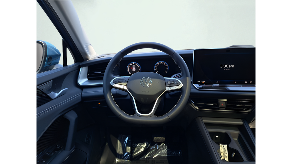 2025 Volkswagen Tiguan SE - Photo 20