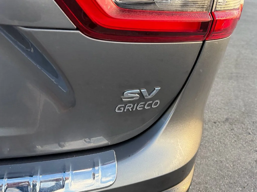 Used 2020 Gray Nissan SV image 16