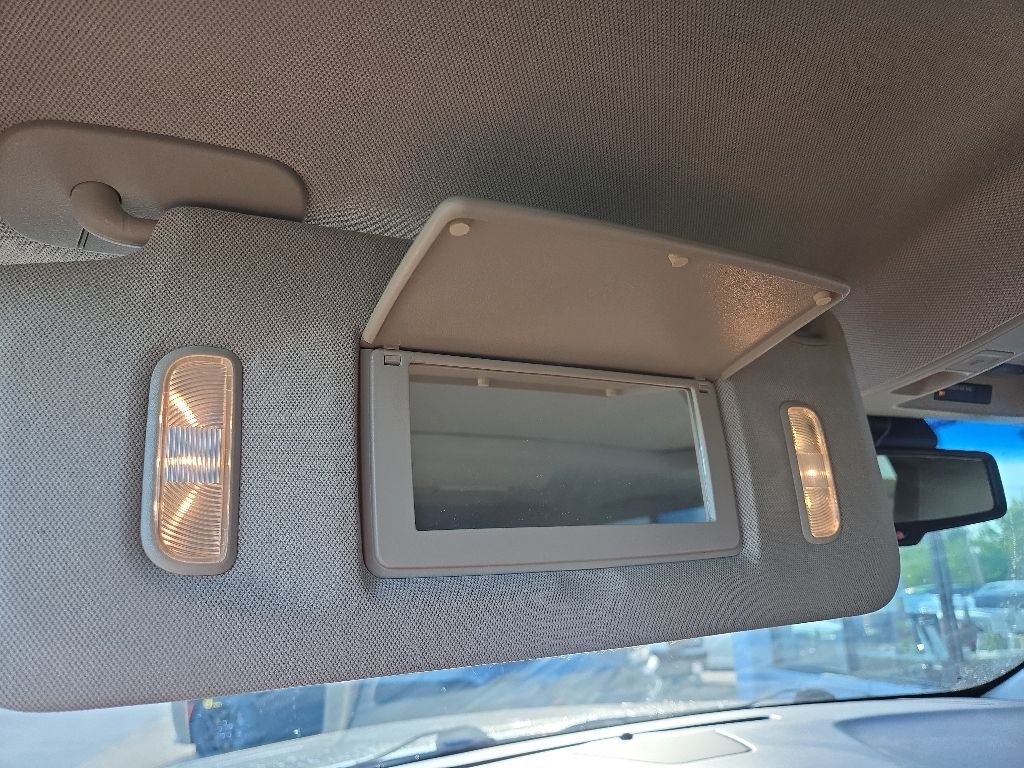 Used 2018 Gray Chevrolet Premier image 69