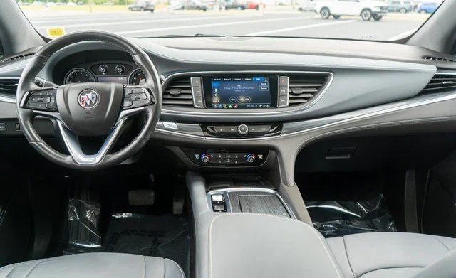 Used 2024 White Buick Essence image 17
