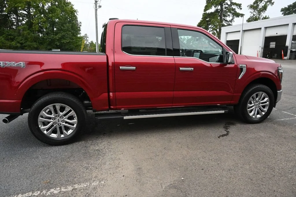 New 2026 Ruby Red Metallic Tinted Clearcoat Ford Lariat® image 47