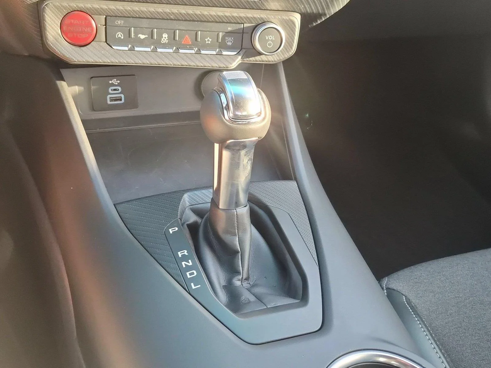 Used 2025 Oxford White Ford EcoBoost image 27