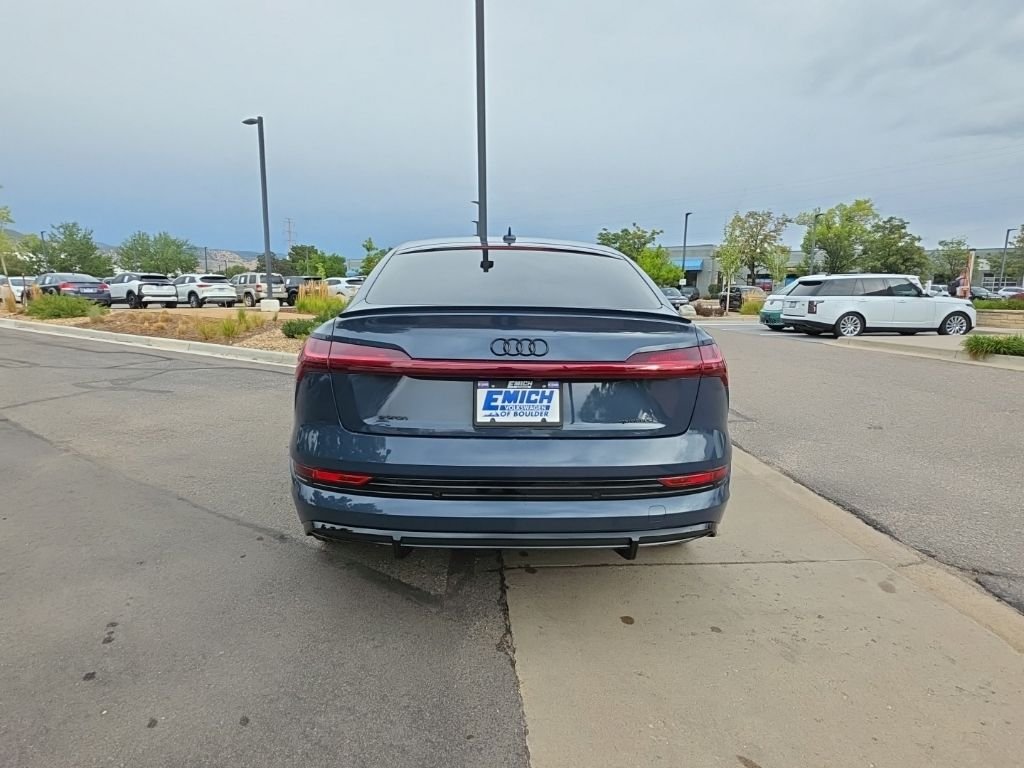 Used 2023 Blue Metallic Audi S line Prestige image 4