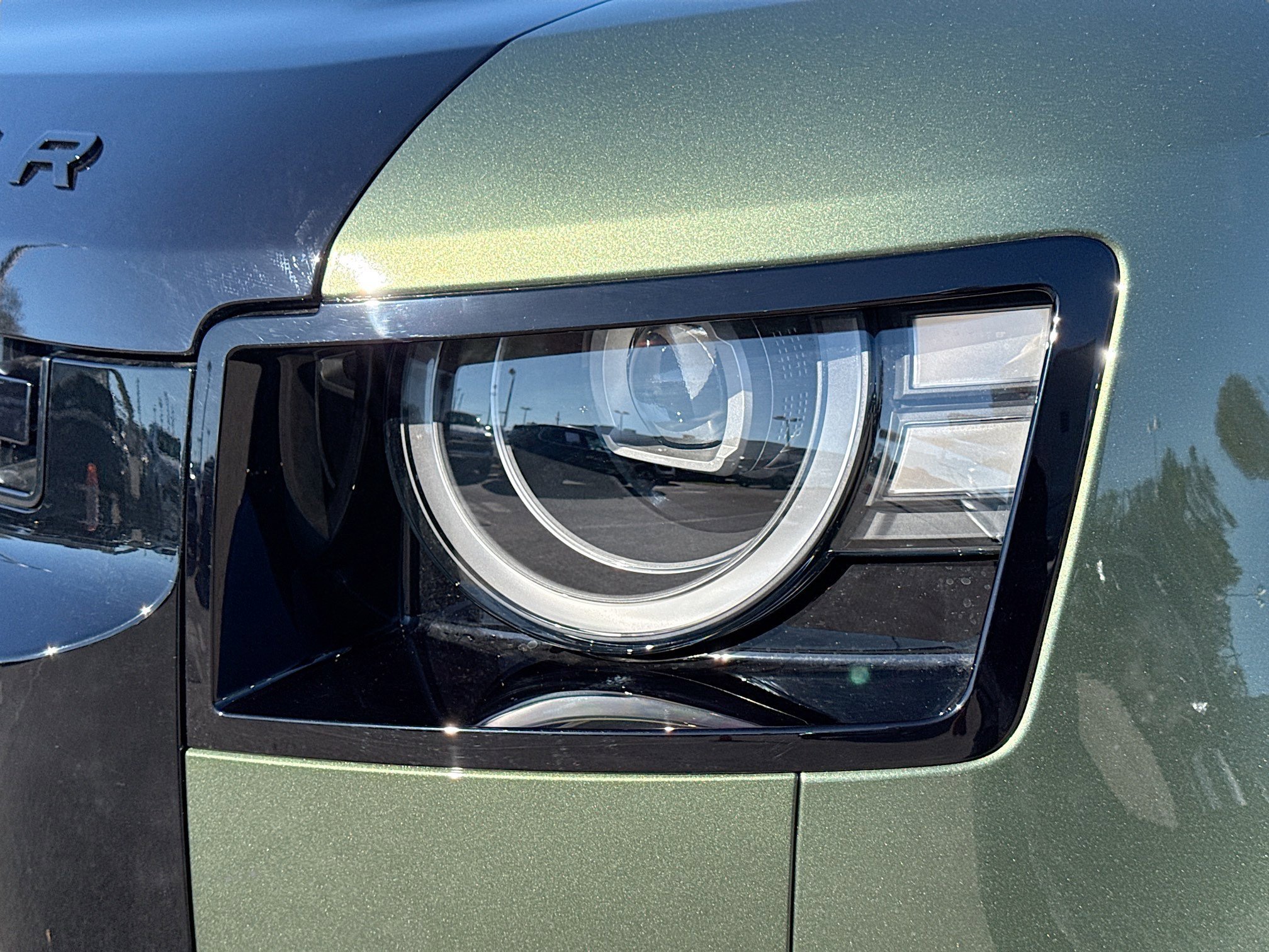 2026 Land Rover Defender X - Photo 9