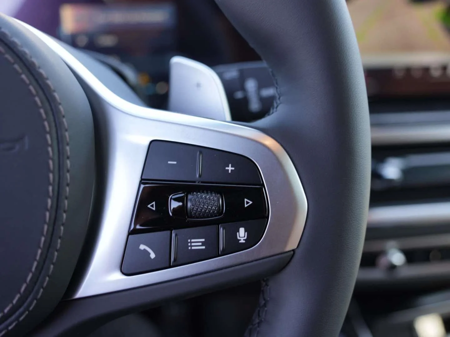 New 2026 Brooklyn Grey Metallic BMW sDrive40i image 24
