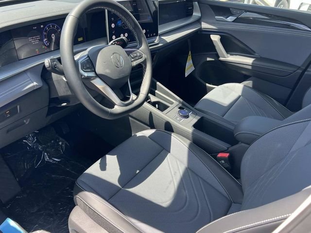 New 2026 Black Volkswagen 2.0T SE image 11