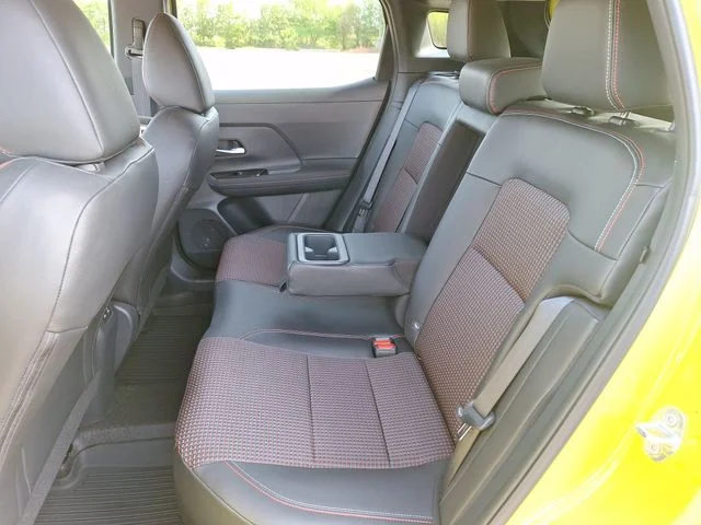 Used 2025 Yellow Nissan SR image 25