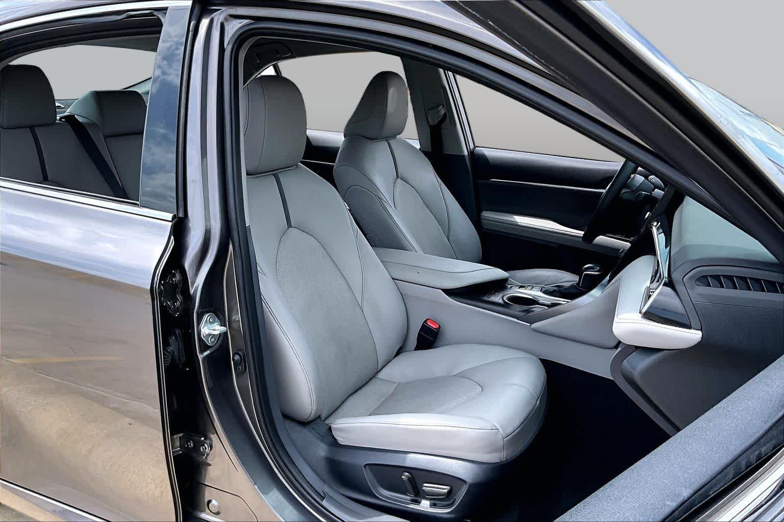 Used 2024 Predawn Gray Mica Toyota XLE image 9