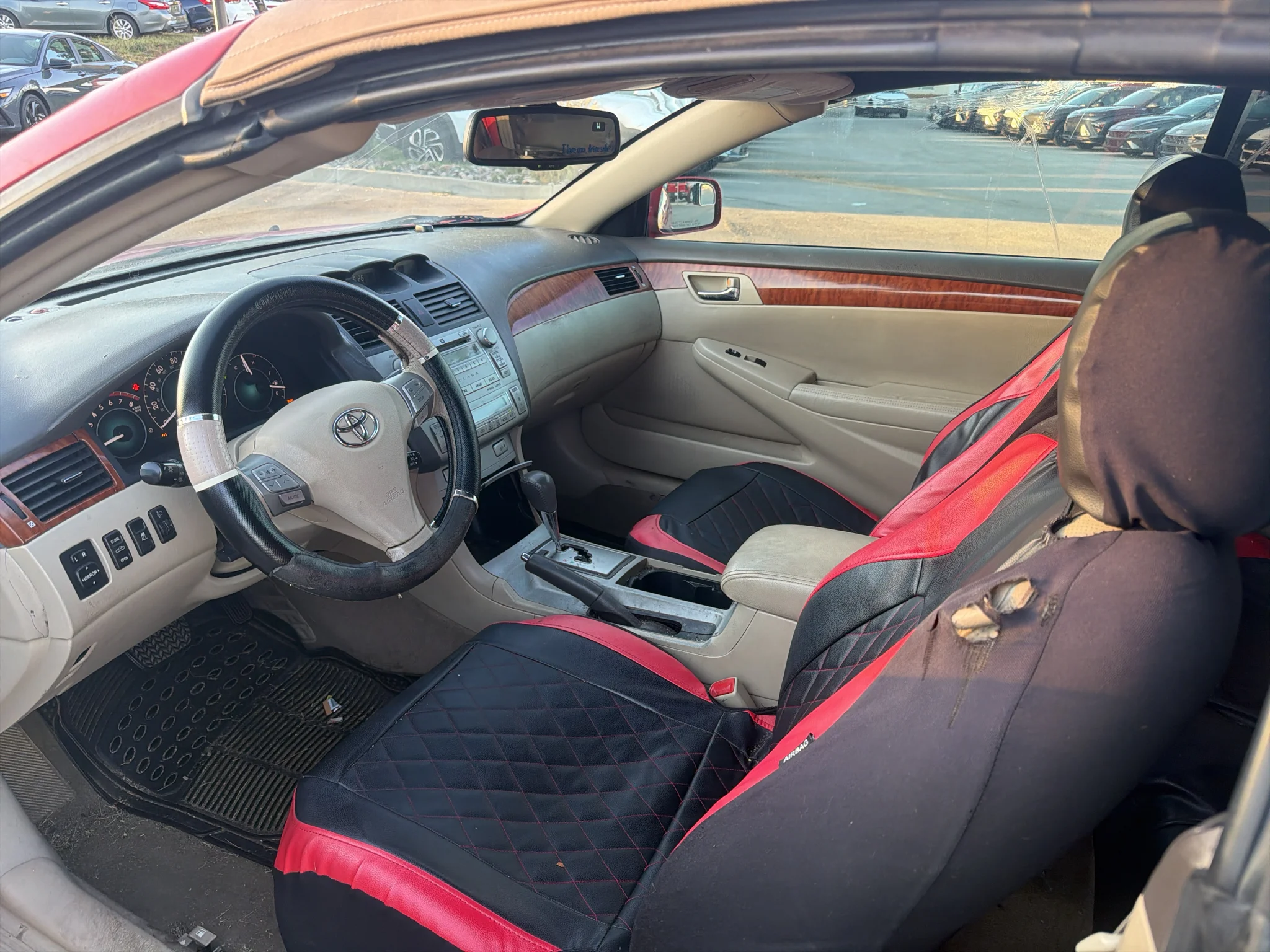 Used 2008 Super Red 5 Toyota SLE image 9