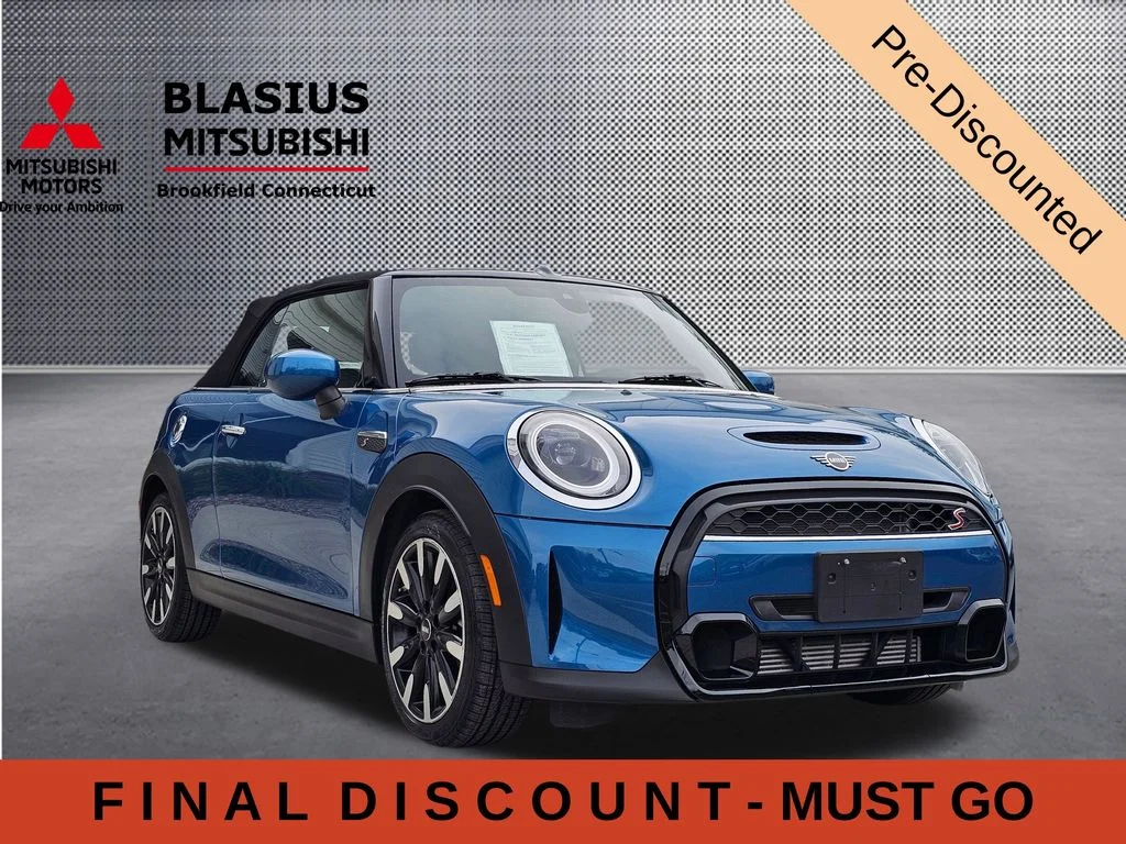 2023 MINI Convertible Cooper S's photo
