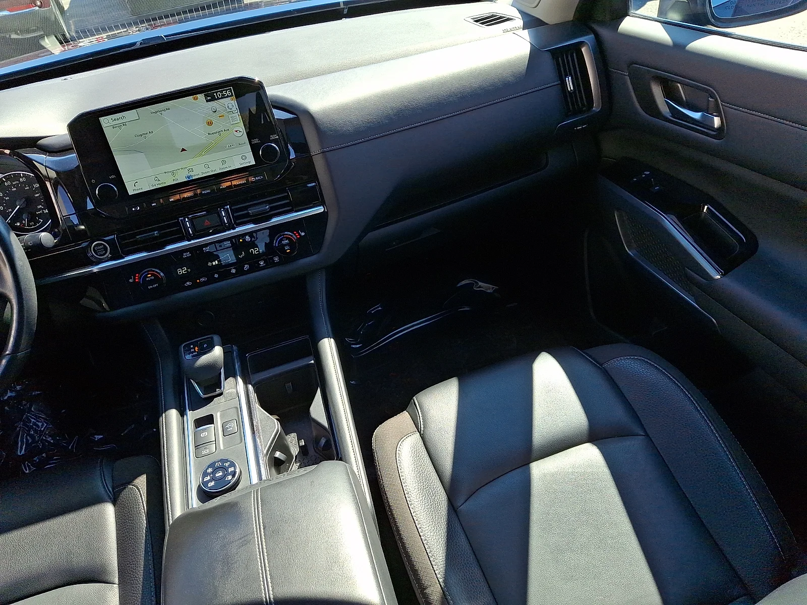 Used 2023 Blue Nissan SL image 17