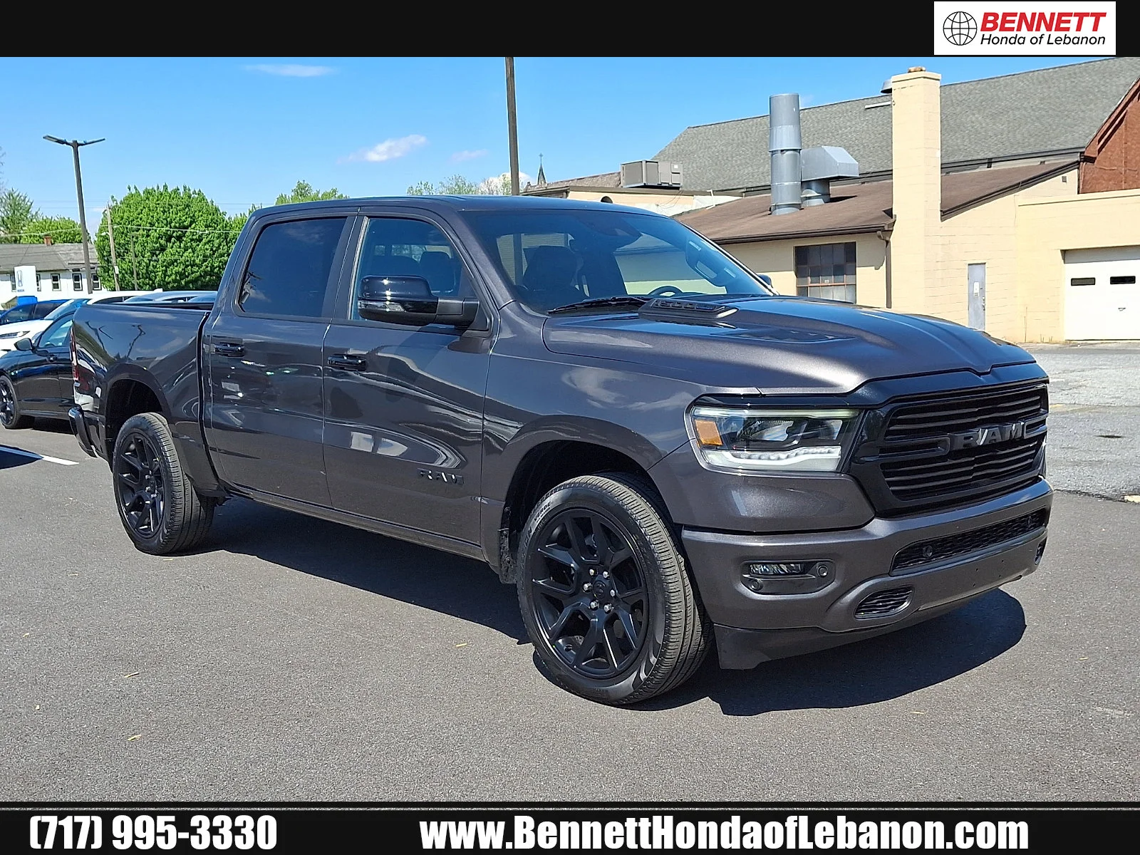 2024 RAM 1500 Laramie 4x4 Crew Cab 5'7's photo
