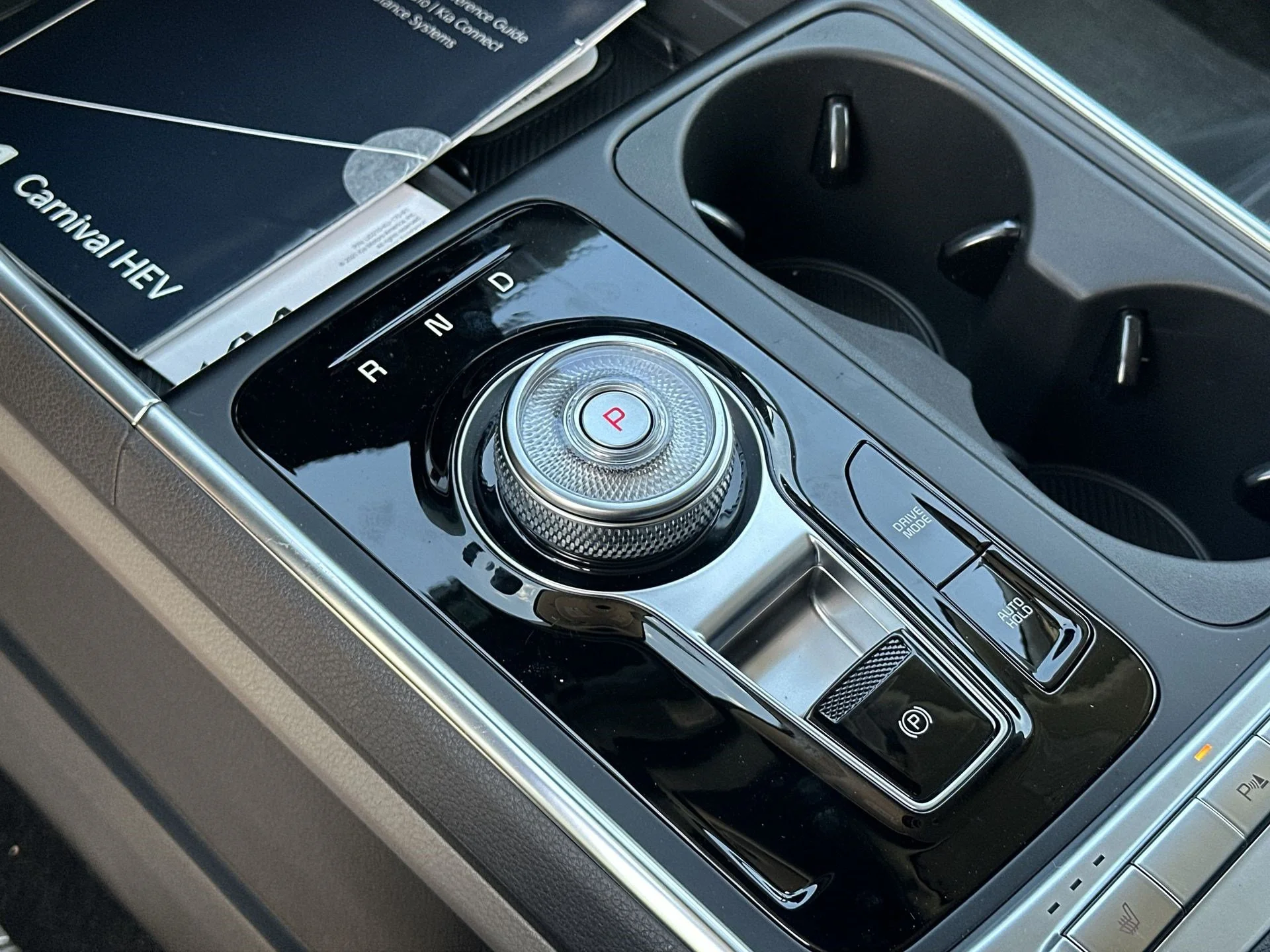 New 2026 Snow White Pearl Kia EX image 18
