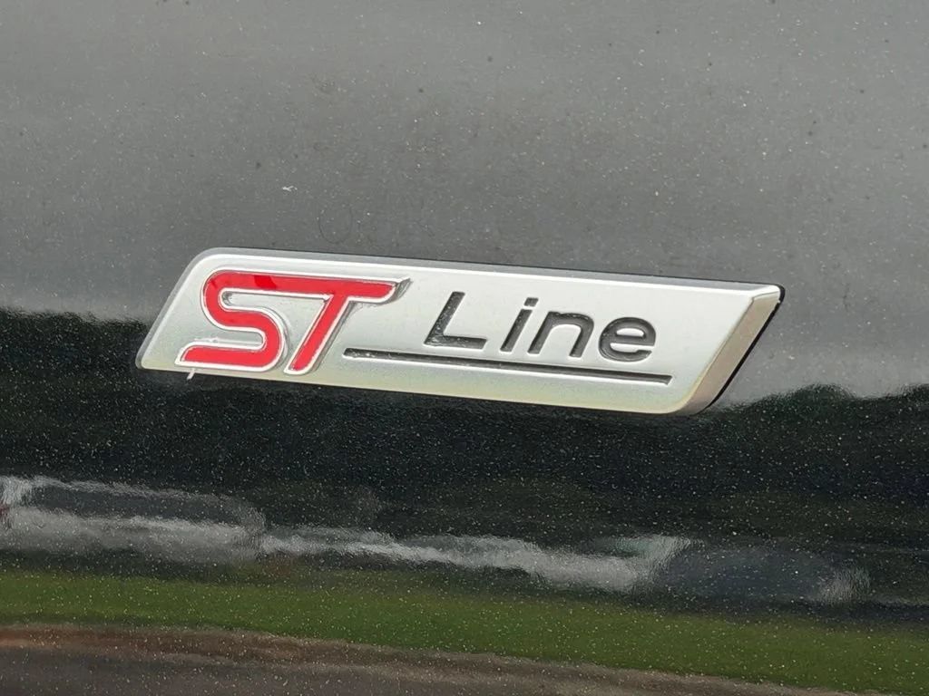 Used 2023 Black Ford ST-Line image 33