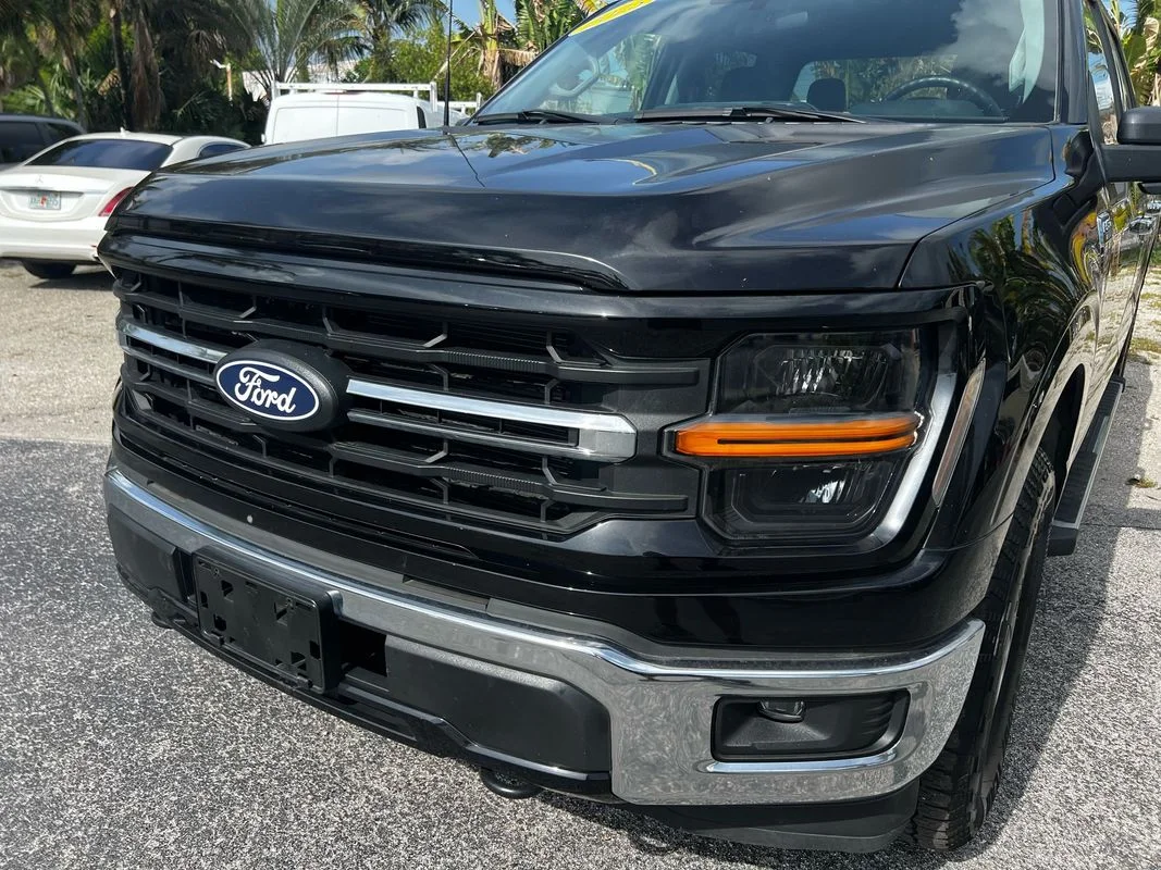 Used 2025  Ford XLT image 17