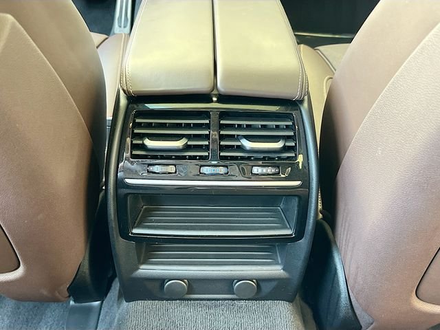 Used 2019 Black BMW 540i image 28