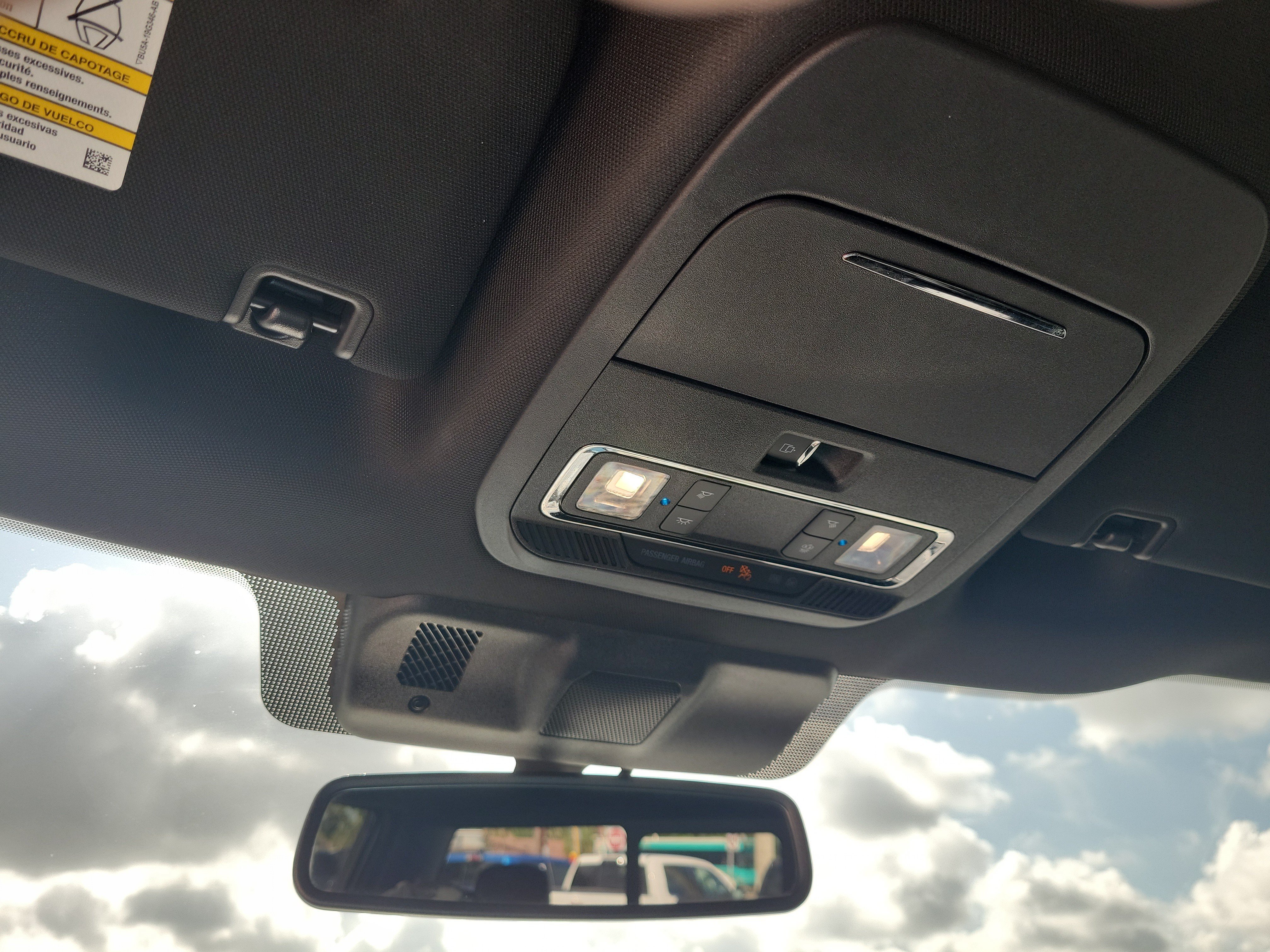 Used 2023 White Metallic Ford LARIAT image 30