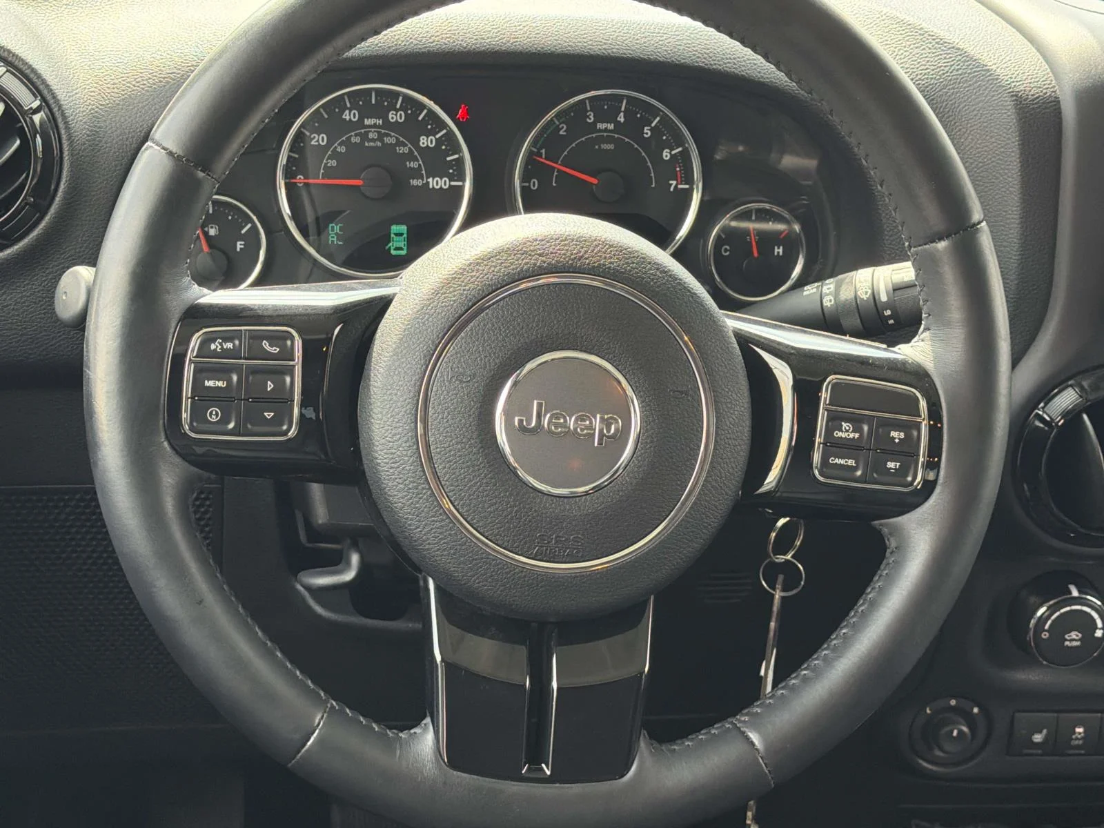 Used 2015 Bright White Clearcoat Jeep Altitude image 11