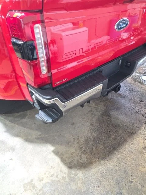 Used 2023 Red Ford Lariat image 9