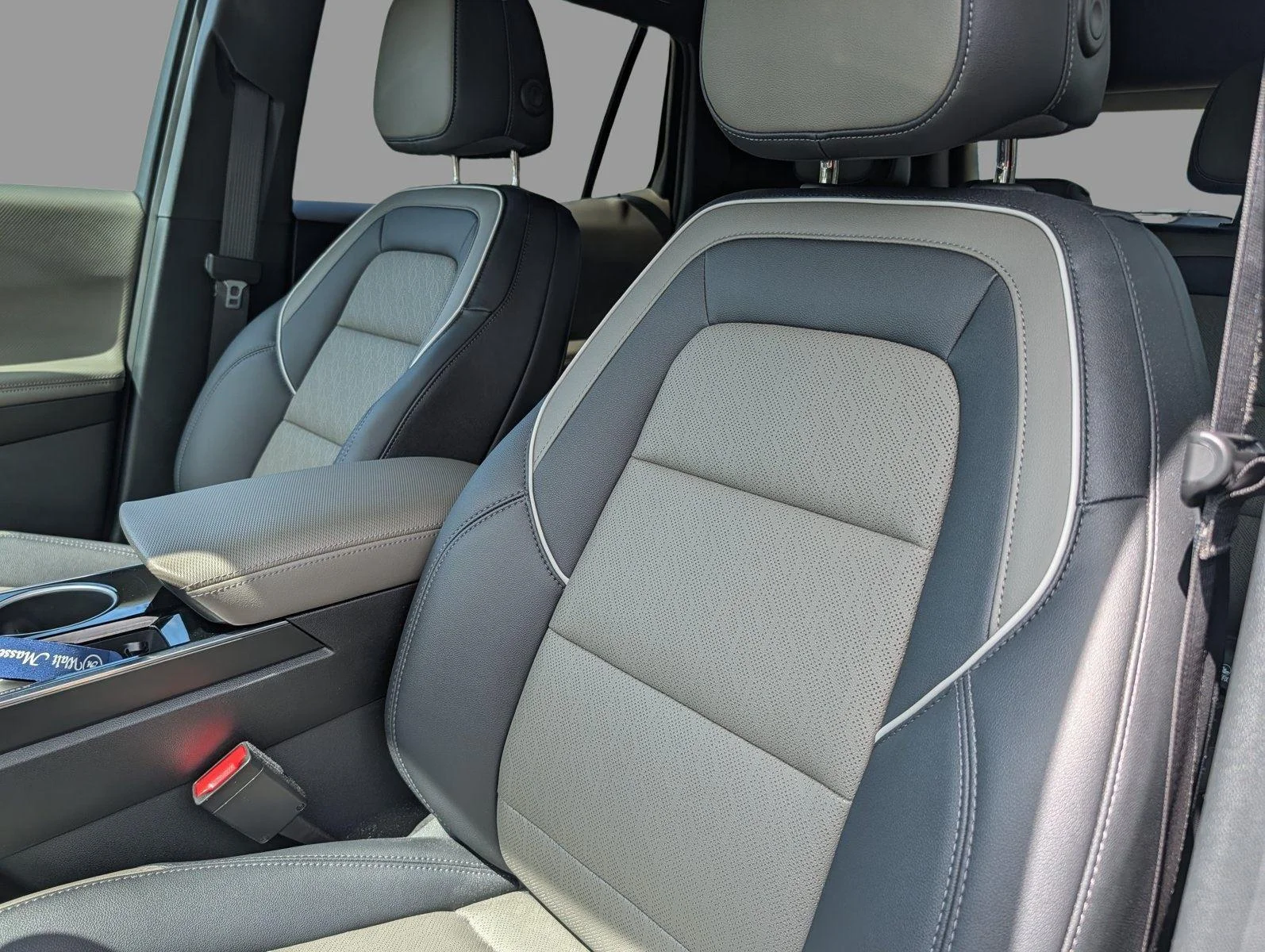 Used 2026 Summit White Chevrolet LT image 12