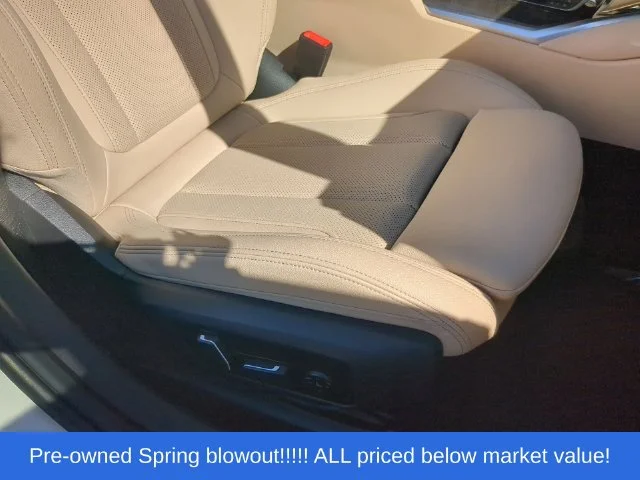 Used 2024 White BMW 330i image 46