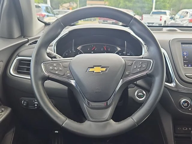 Used 2024 Summit White Chevrolet LT image 14
