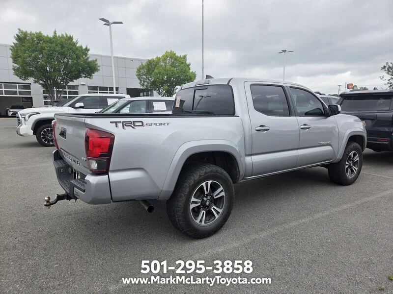 Used 2018 Silver Sky Metallic TOYOTA TRD SPORT image 4